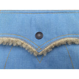 Original vintage-style MF® branded brass snaps closure.